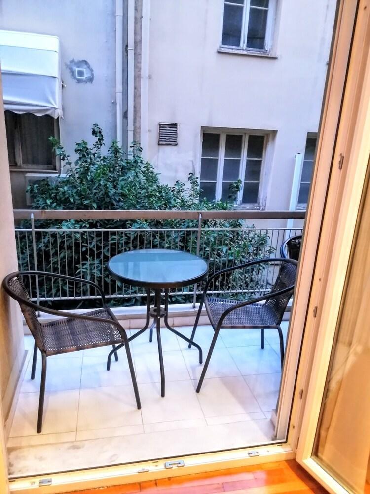 Lovely Apartment In Athens Center Ngoại thất bức ảnh